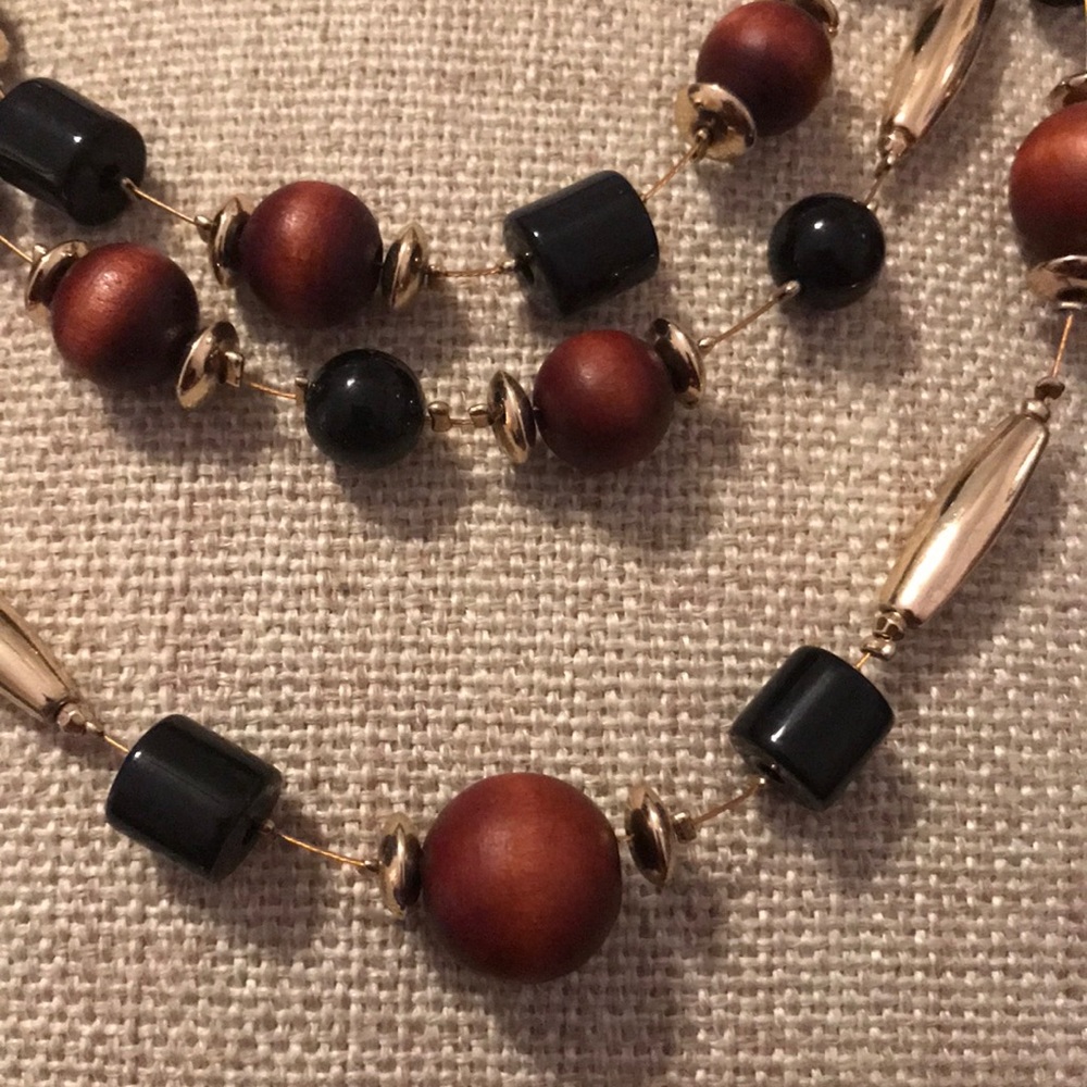 Chico’s necklace - Picture 2 of 4